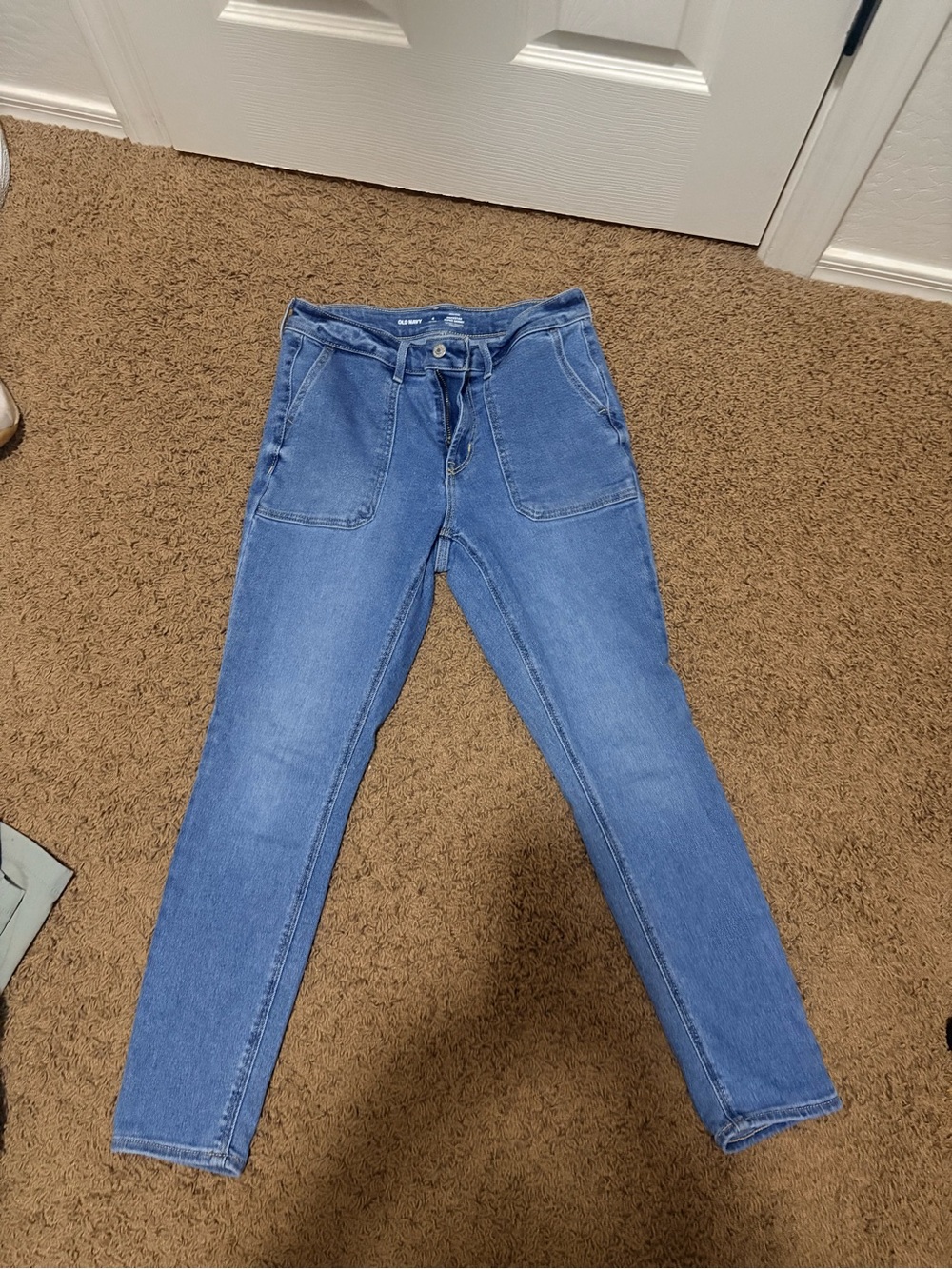 Old Navy Women's Skinny Jeans in Light Blue Wash